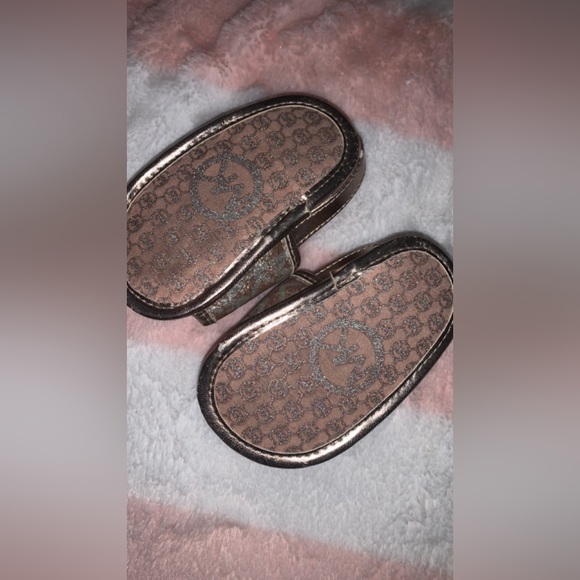 Micheal Kors Baby Sandals - Picture 3 of 3